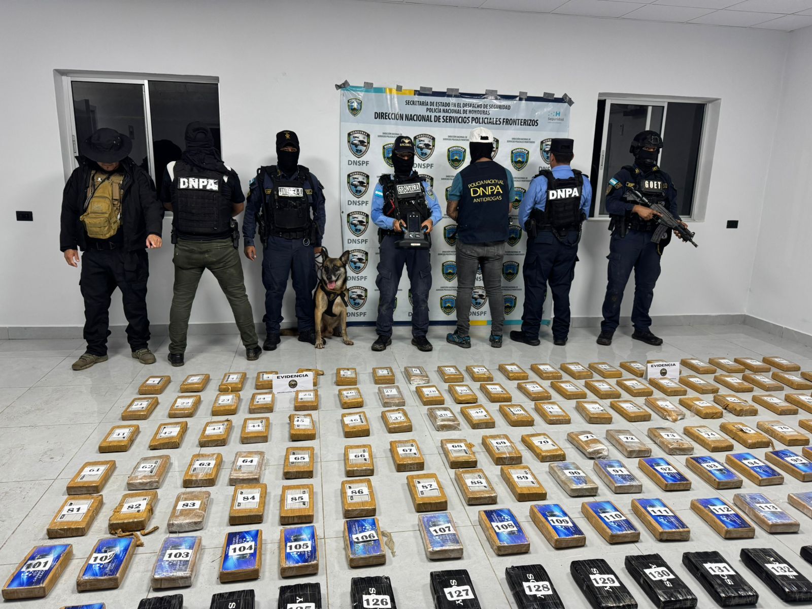 Guatemalteco con 174 paquetes de presunto cocaÃ­na es detenido en Honduras