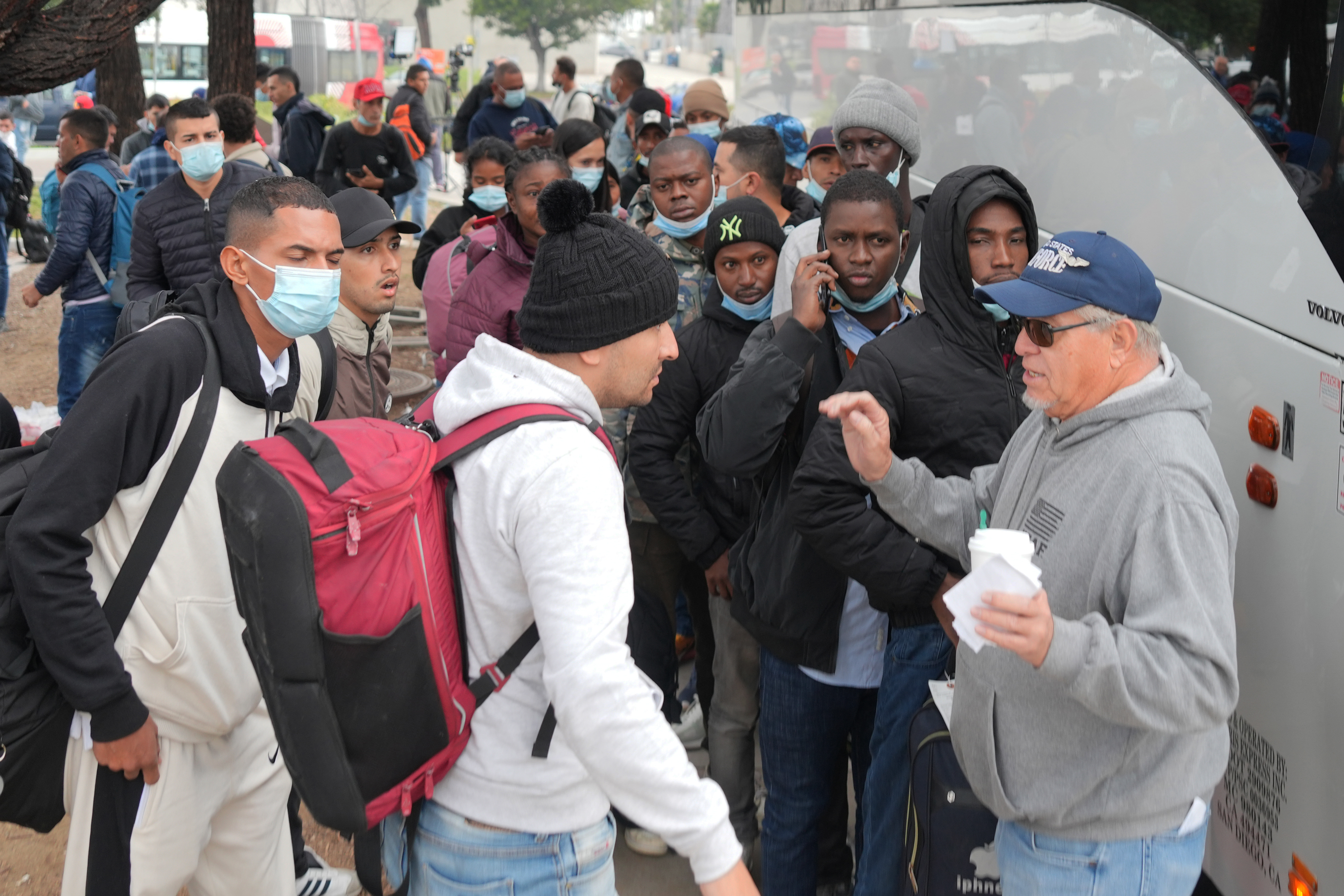 La inmigración irregular se ha convertido en un arma para Estados Unidos, donde los cruces ilegales en la frontera son el problema. (Foto Prensa Libre: EFE)