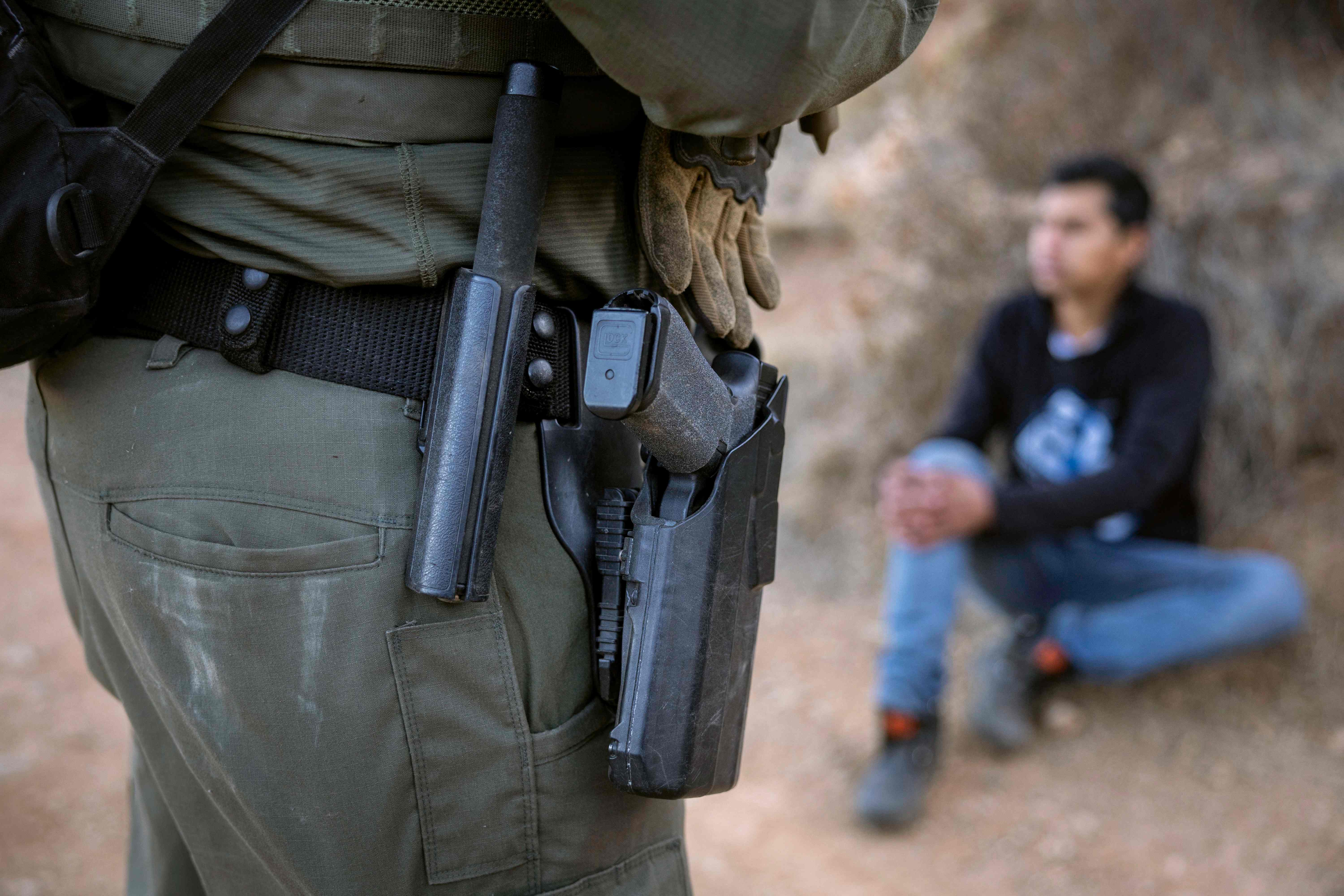 Las comunidades de inmigrantes son las más vulnerables en las redadas. (Foto Prensa Libre: AFP)