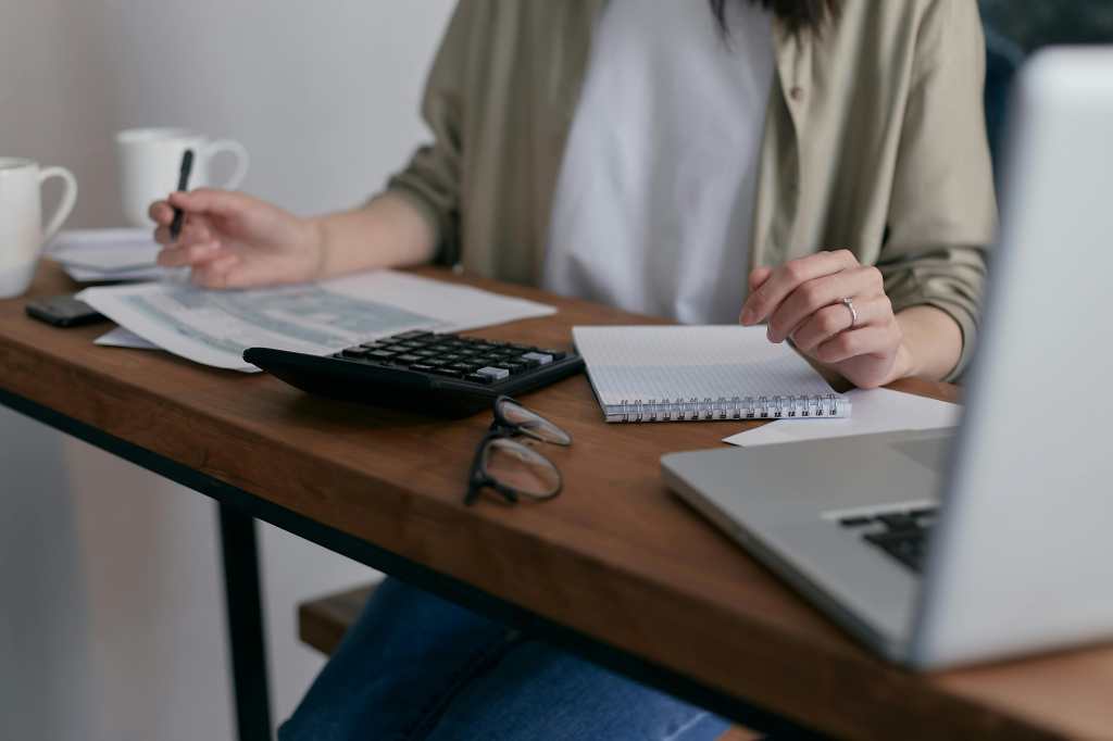 La educación tributaria es clave para cumplir y aprovechar los cambios, por lo que la SAT y el sector público deben fortalecer estos esfuerzos educativos en todo el país. (Foto, Prensa Libre: Pexels)