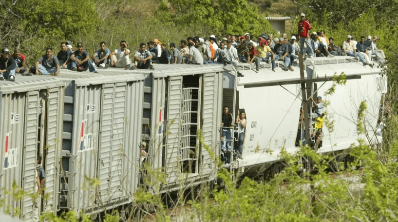 Migrantes guatemaltecos han sido trasladados a Estados Unidos por traficantes que operan entre ese paÃ­s, MÃ©xico y Guatemala. Imagen ilustrativa. (Foto Prensa Libre: Hemeroteca PL).